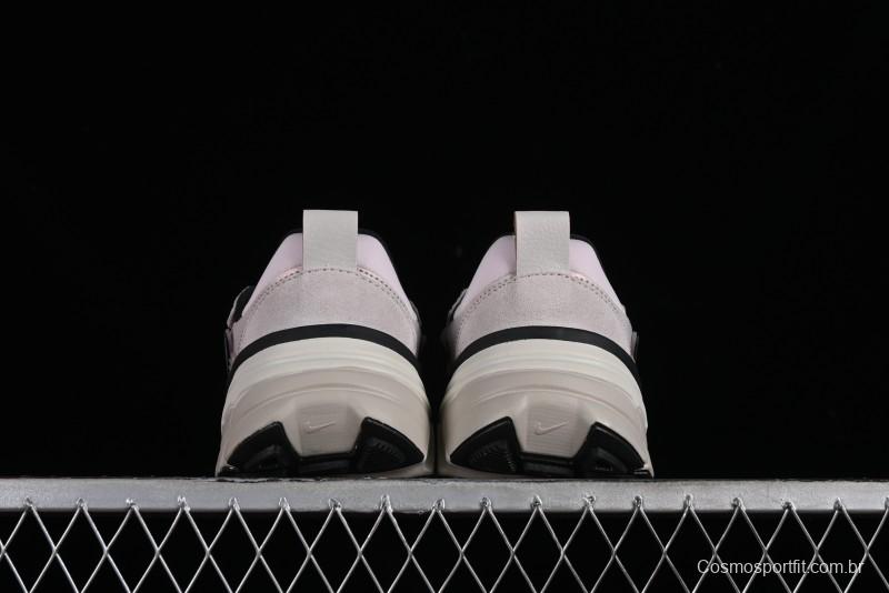Nike Runtekk Run V2K Low-Top Retro Running Shoes with Cushlon Midsole and Anti-Slip Design - FN6703-001
